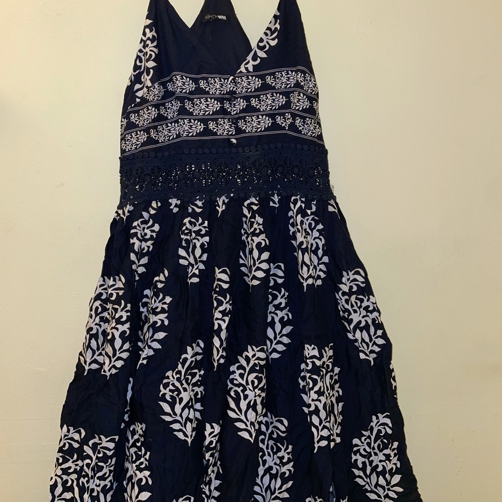 Fashion Nova Blue summer dress Size medium